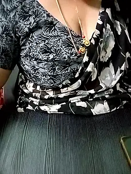 your-sameera's Live XXX Chat