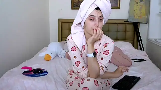 Iren Adlı Modelin Canlı XXX Sohbeti