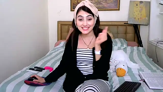 Iren Adlı Modelin Canlı XXX Sohbeti