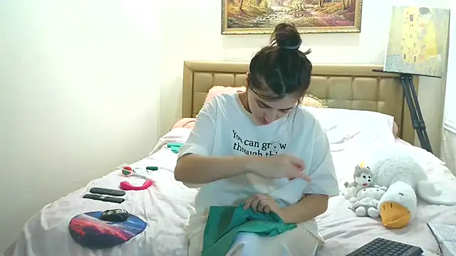 Iren 现场XXX聊天