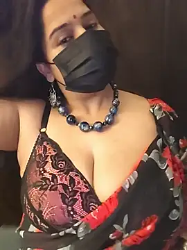 Raseele 即時 XXX 聊天
