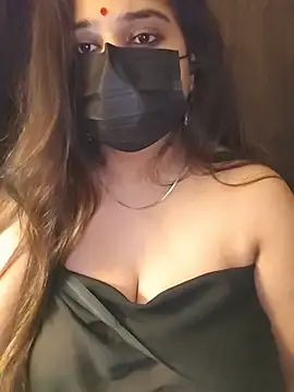 Raseele Live XXX Chat