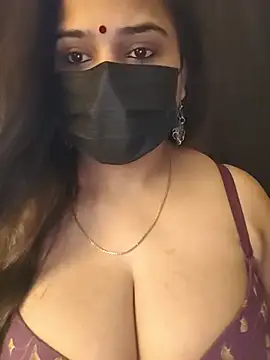 Raseele লাইভ XXX চ্যাট