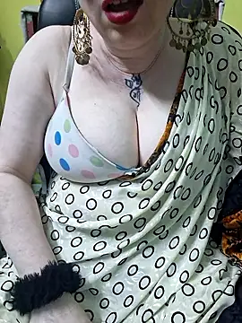 Pokazy przed kamerką – Indian_Coupl3