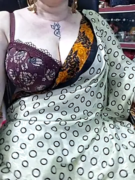 Indian_Coupl3's Webcam Show
