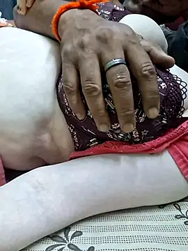 Pokazy przed kamerką – Indian_Coupl3
