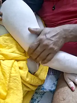 Indian_Coupl3's Webcam Show