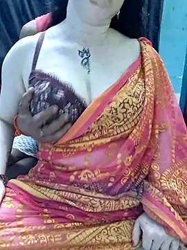 Show modela Indian_Coupl3 na web-kameri