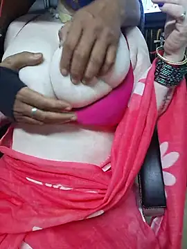 Indian_Coupl3 Webcam show