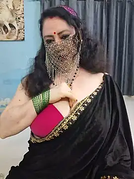 Indian_Coupl3 Adlı Modelin Canlı XXX Sohbeti