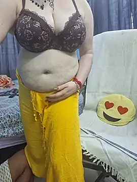 Indian_Coupl3 Webcam show