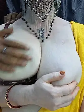Show de Indian_Coupl3 na webcam