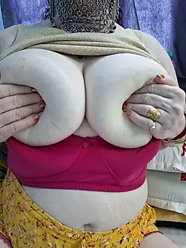 Indian_Coupl3 webcam show