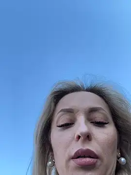 VikaBunny1's Webcam Show