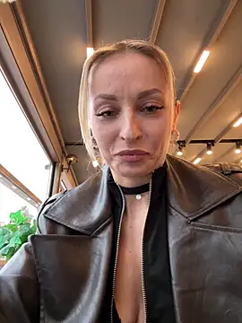 VikaBunny1's Webcam Show