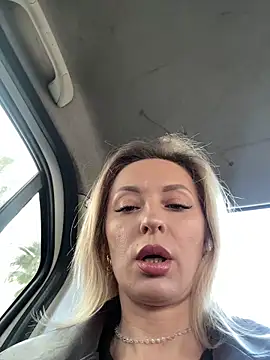 Pokazy przed kamerką – VikaBunny1