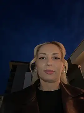 VikaBunny1's Webcam Show