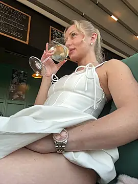 VikaBunny1 Chat XXX in diretta