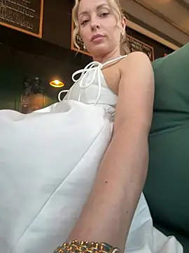 VikaBunny1's Webcam Show