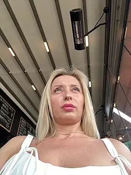 VikaBunny1 – webcam-show