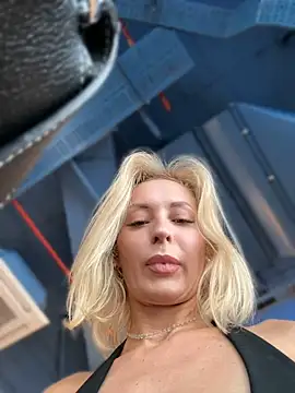 Czat XXX na żywo – VikaBunny1
