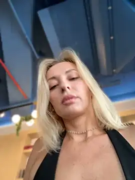 VikaBunny1's Live XXX Chat