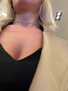 Živý XXX chat VikaBunny1