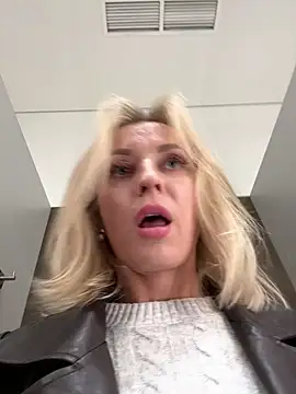 VikaBunny1 라이브 XXX 채팅