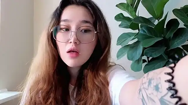 Jennatyan XXX чат на живо