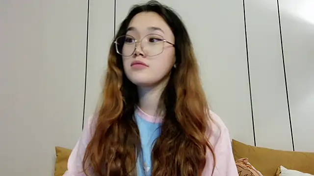 Jennatyan Chat XXX in diretta