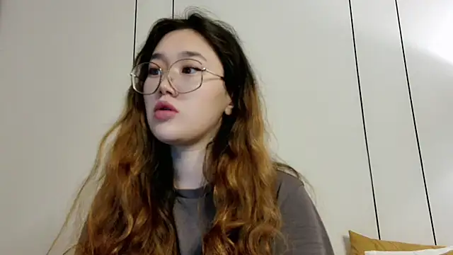 Chatroom XXX en direct de Jennatyan