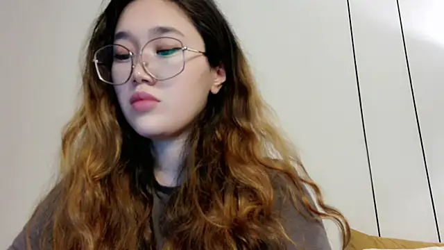 XXX chat uživo modela Jennatyan