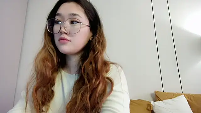 Jennatyan 现场XXX聊天