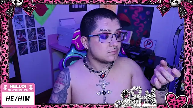 Show modela masterkevinftm na web-kameri
