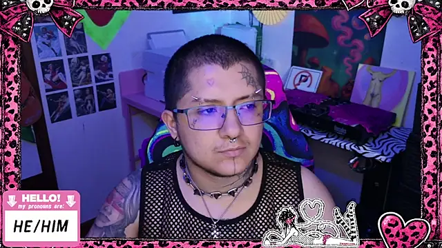 masterkevinftm Adlı Modelin Canlı XXX Sohbeti