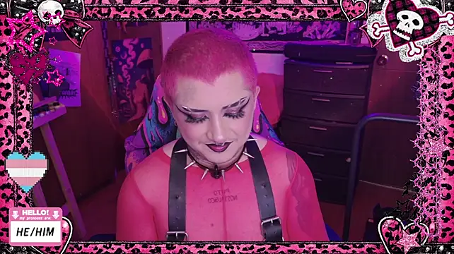 Show modela masterkevinftm na web-kameri