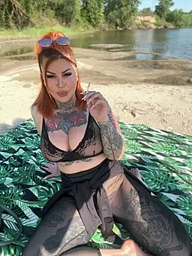 krysstal003 Webcam Show