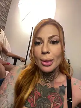 krysstal003's Webcam Show