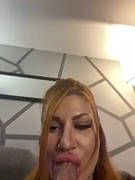 Show modela krysstal003 na web-kameri