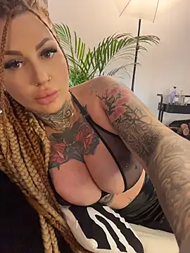 krysstal003 Webcamshow