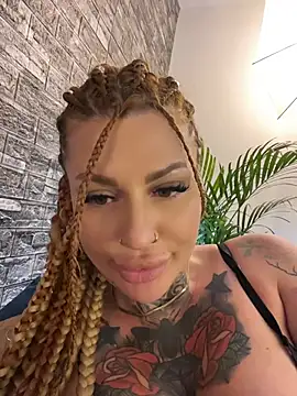 krysstal003 Show in webcam