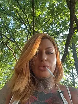 krysstal003 Show in webcam