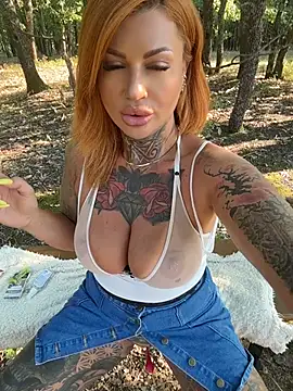 krysstal003 Adlı Modelin Web Kamerası Şovu