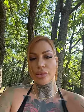 krysstal003's Webcam Show