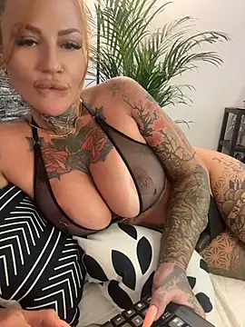 krysstal003 Webcamshow