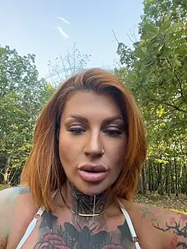 krysstal003's Webcam Show