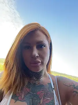 krysstal003 Show in webcam