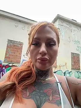 krysstal003 Webcam Show