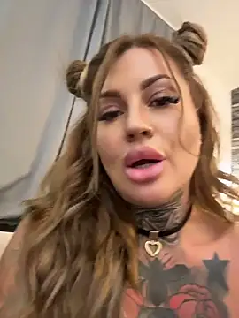 Show modela krysstal003 na web-kameri
