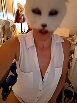 SPrITZMAUS Adlı Modelin Web Kamerası Şovu
